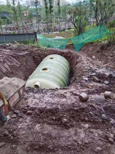 雷波县50立方化粪池安装现场